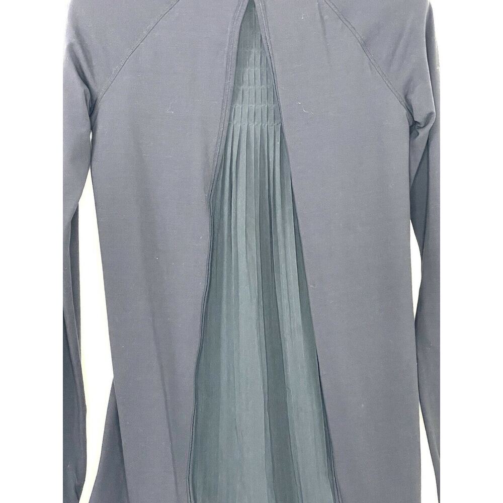 Lululemon Making Moves Long Sleeve Top Pleated Back Rulu Fabric Black Size 2 - Picture 6 of 9